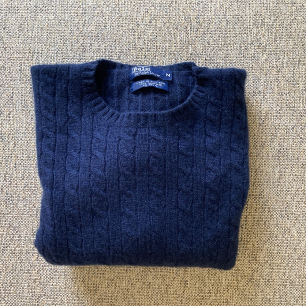 Ralph Lauren Cable-Knit Cashmere Sweater in NAVY - Picture 3 of 10